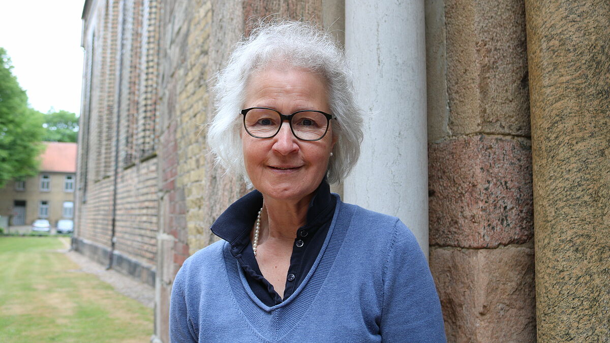 Ursula Lins ist Diplom-Restauratorin. Sie ist bestens mit den Objekten im Dom vertraut.