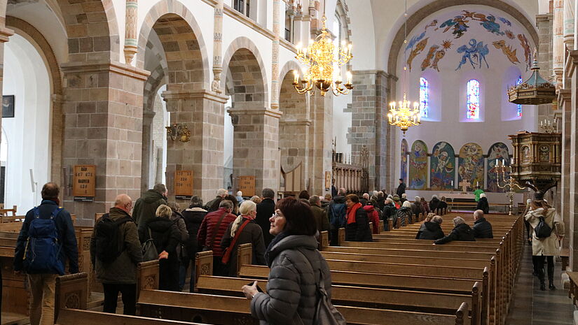 Das Innere des Domes zu Ribe mit seinen romanischen Bögen unterscheidet sich erheblich vom Schleswiger Dom